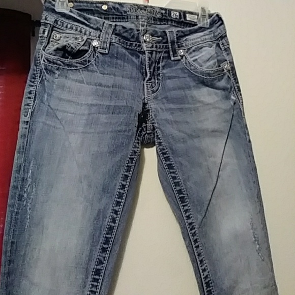 Cute Jeans - Picture 3 of 3